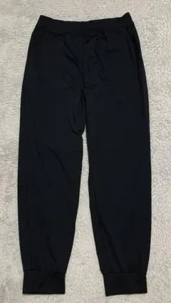 ユニクロ　ウルトラストレッチエアリズムジョガーパンツ　Lサイズ　ブラック