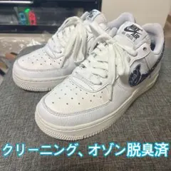 ナイキ　エアフォース1 ブラックペイズリー　23.5㎝のサムネイル
