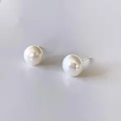 ピアス　パール　ミニ　ホワイト　小さめ　かわいい