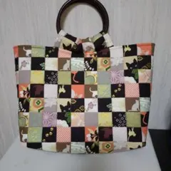 リング持ちてトートバッグ