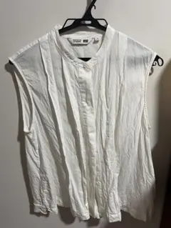 UNIQLO ホワイト ノースリーブ M