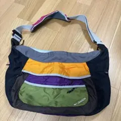 コロンビア　スポーツバック　ボストンバック　ショルダーバック　マルチカラー
