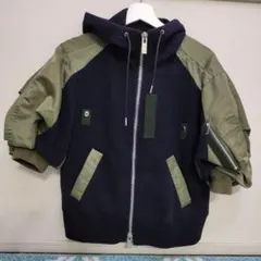 sacai フード付きネイビー・オリーブジャンパー サイズ3のサムネイル