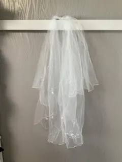 ホワイトウェディングベール ベールダウン可能　ビーズ刺繍