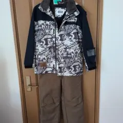 cosbyスキーウェア　男児150
