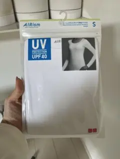 エアリズム　エアリズム UVカットUネックT 長袖　ホワイト　S UNIQLO