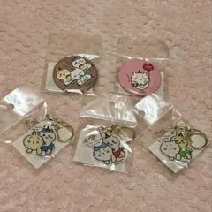 ちいかわらんど 缶バッジ シャク & ゴウンゴウン アクリルキーホルダー