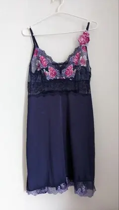 新品未使用！　スリップ　キャミソールスリップ　サルート　ワコール　トリンプ