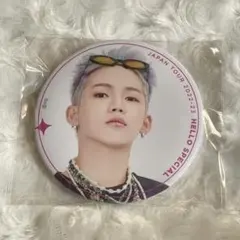 ヒョンソク treasure 缶バッジ hello イルツ