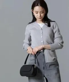 ナノユニバース　毛玉レスニットVネックリブカーディガン　ライトグレー　Sサイズ