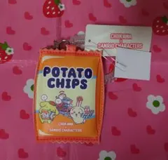ちいかわ フェイクダイカットパスケース うさぎ＆ポムポムプリンのサムネイル