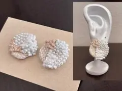 ビーズ刺繍 ピアス