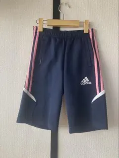 【adidas 】ハーフパンツ　140㎝