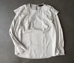 美品　UNTITLED ラッフルブラウス 洗える フェミニン　フリル　M