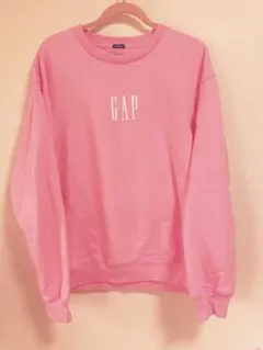 2回着用　美品GAPトレーナー