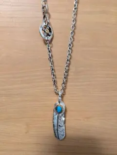 フェザーネックレス