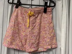UNIQLO リバティプリント　ショートパンツ