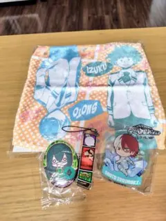 ヒロアカ　缶バッジ　ストラップ　アクスタ　ハンカチ