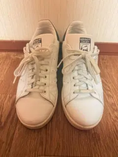 adidas スタンスミス