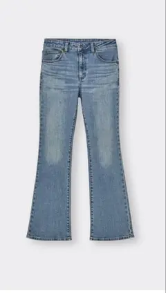 GU ミドルライズ　フレアジーンズ(丈標準73.0～77.0cm) xs
