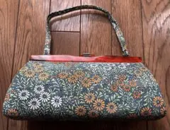 クラッチバッグ和風　ちりめん生地美品