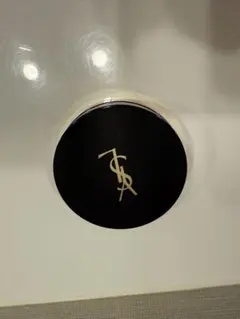 YSL クッションファンデーション 肌色 パフ付き