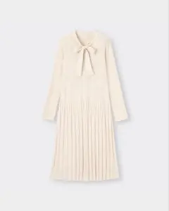 新品未使用タグ付GU リブニットボウタイロングワンピース 【S】ホワイトベージュ