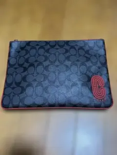 COACH コーチ クラッチバッグ シグネチャー Cロゴ パッチ レッド