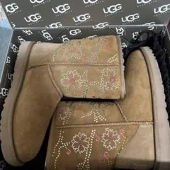 希少 UGG ブラウン ムートンブーツ キラキラ✨