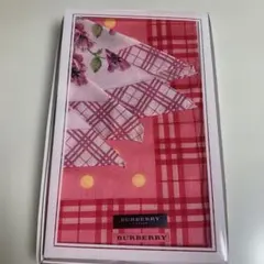 BURBERRY ハンカチ ピンク チェック 花柄　2枚セットのサムネイル