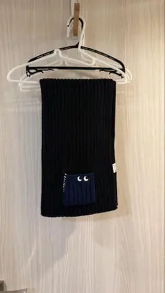 ANYA HINDMARCH UNIQLO マフラー ブラック