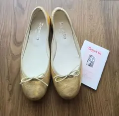 【新品】♡Repetto バレエシューズ ゴールド 35サイズのサムネイル