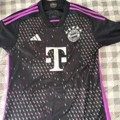 adidas FCバイエルン・ミュンヘン ユニフォーム M