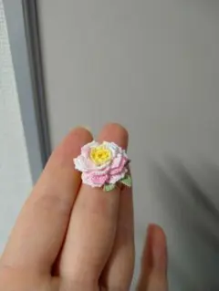 ボタン花のかぎ編みリング
