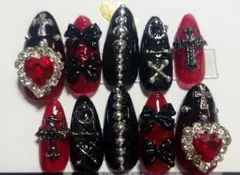 No,10 地雷ネイルチップ 赤×黒 アーモンド型 ゴテゴテネイル 痛ネイル
