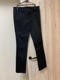 UNIQLO ブラック ストレッチ スキニーパンツ