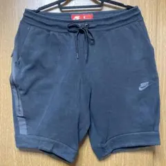 【廃盤モデル】ナイキ テックフリース ショートパンツ ブラック XL