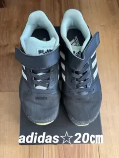 adidas スニーカー ☆20㎝