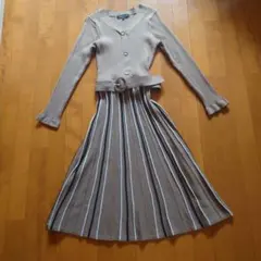 クイーンズコート　ニットワンピース