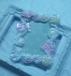 ハンドメイド　硬質ケース　トレカケース　ホイップデコ　推し活　ピンク　白