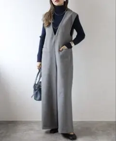 Bonjour Sagan ウールタッチVネックオールインワン