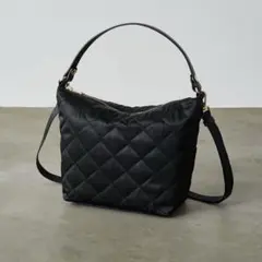 russet Web限定　キルティングシンプルショルダー　ブラック 2way