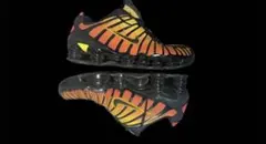 NIKE SHOX TL BLACK UNIVERSI