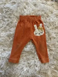 ニットプランナー（KP）オレンジ　コーデュロイパンツ