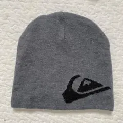 【未使用】クイックシルバー　ニット帽　ビーニー　 男の子 女の子 キッズ