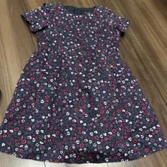 BeBe 花柄 半袖ワンピース 110