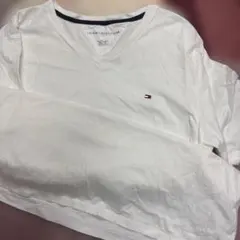 Tommy Hilfiger ホワイト Vネック Tシャツ
