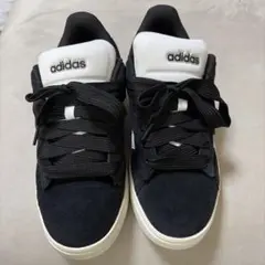 adidas ブラック/ホワイト スニーカー　箱無し