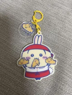 最安値★ちいかわ焼き 店員さんなチャーム付き アクリルキーホルダー うさぎ