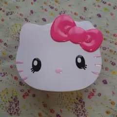 ユニバーサルスタジオジャパン　ハローキティ　空き缶　サンリオ